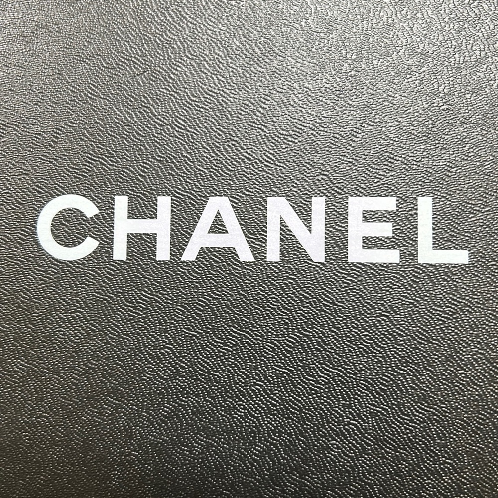 Meet your Posher, Dee!